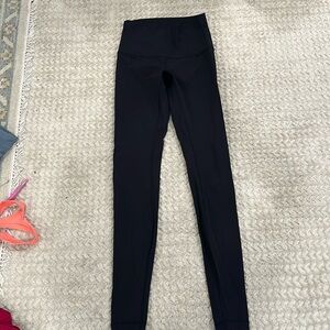 Lululemon black full length size 6
